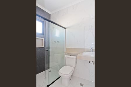 Casa à venda com 190m², 3 quartos e 3 vagasBanheiro da Suíte 1