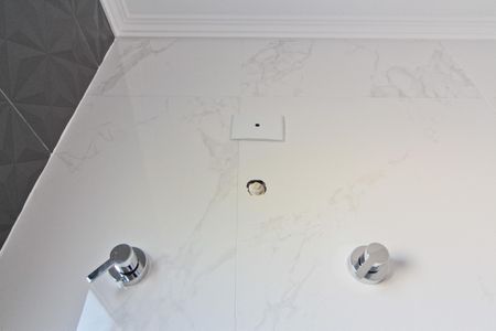 Casa à venda com 190m², 3 quartos e 3 vagasBanheiro da Suíte 1