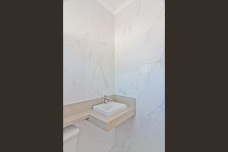 Casa à venda com 190m², 3 quartos e 3 vagasBanheiro da Suíte 1