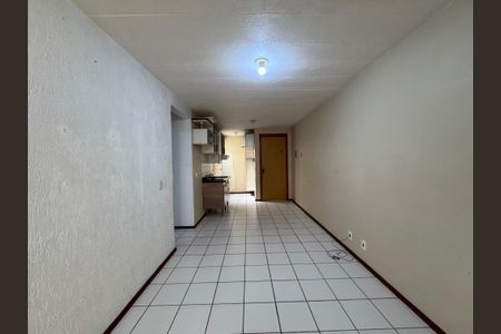 Apartamento à venda com 102m², 2 quartos e 1 vaga Apartamento à venda com 102m², 2 quartos e 1 vagaSala