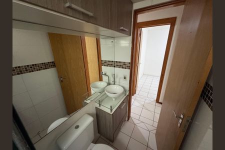 Apartamento à venda com 102m², 2 quartos e 1 vaga Apartamento à venda com 102m², 2 quartos e 1 vagaBanheiro