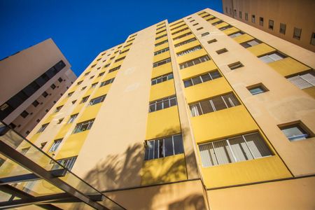 Apartamento à venda com 65m², 2 quartos e 1 vagaFachada