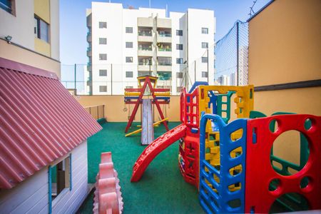 Apartamento à venda com 65m², 2 quartos e 1 vagaÁrea Comum - Playground