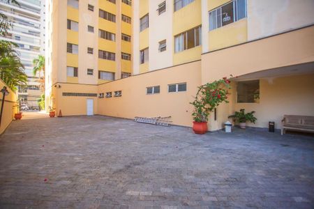 Apartamento à venda com 65m², 2 quartos e 1 vagaÁrea comum