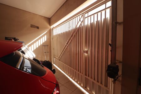 Casa à venda com 160m², 2 quartos e 2 vagas Casa à venda com 160m², 2 quartos e 2 vagasGaragem