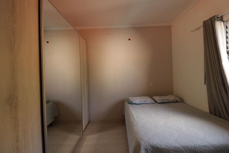 Casa à venda com 160m², 2 quartos e 2 vagas Casa à venda com 160m², 2 quartos e 2 vagasQuarto