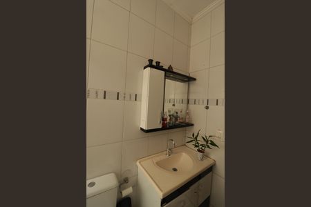 Casa à venda com 160m², 2 quartos e 2 vagas Casa à venda com 160m², 2 quartos e 2 vagasBanheiro Suíte