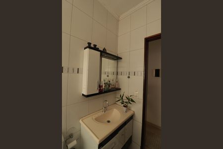 Casa à venda com 160m², 2 quartos e 2 vagas Casa à venda com 160m², 2 quartos e 2 vagasBanheiro Suíte