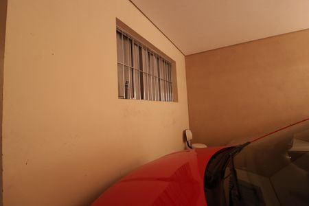 Casa à venda com 160m², 2 quartos e 2 vagas Casa à venda com 160m², 2 quartos e 2 vagasGaragem