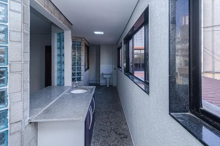 Apartamento para alugar com 55m², 2 quartos e sem vaga Apartamento para alugar com 55m², 2 quartos e sem vagaCozinha e Área de Serviço