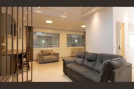 Casa para alugar com 190m², 3 quartos e 3 vagas Casa para alugar com 190m², 3 quartos e 3 vagasSala
