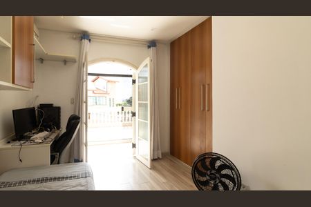 Casa para alugar com 190m², 3 quartos e 3 vagas Casa para alugar com 190m², 3 quartos e 3 vagasQuarto 1