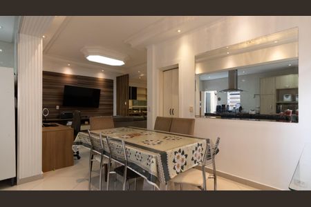 Casa para alugar com 190m², 3 quartos e 3 vagas Casa para alugar com 190m², 3 quartos e 3 vagasCozinha