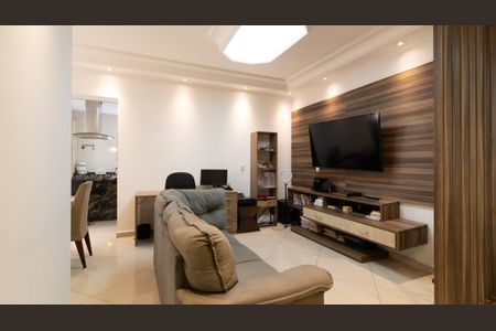 Casa para alugar com 190m², 3 quartos e 3 vagas Casa para alugar com 190m², 3 quartos e 3 vagasSala