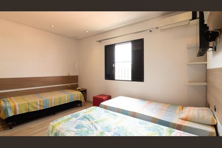 Casa para alugar com 190m², 3 quartos e 3 vagas Casa para alugar com 190m², 3 quartos e 3 vagasQuarto 2