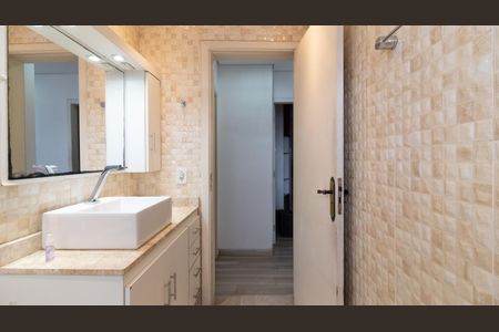 Casa para alugar com 190m², 3 quartos e 3 vagas Casa para alugar com 190m², 3 quartos e 3 vagasBanheiro
