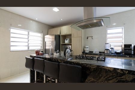 Casa para alugar com 190m², 3 quartos e 3 vagas Casa para alugar com 190m², 3 quartos e 3 vagasCozinha