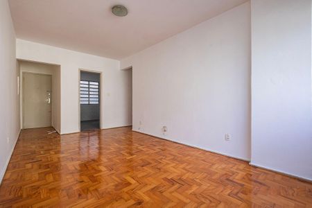 Apartamento para alugar com 91m², 3 quartos e sem vaga Apartamento para alugar com 91m², 3 quartos e sem vagaSala