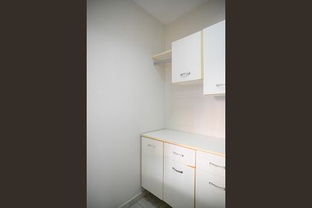 Casa à venda com 220m², 4 quartos e 4 vagas Casa à venda com 220m², 4 quartos e 4 vagasQuarto de Serviço