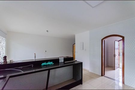 Casa à venda com 322m², 4 quartos e 4 vagasCozinha