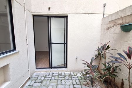 Apartamento para alugar com 70m², 2 quartos e 1 vagaVaranda