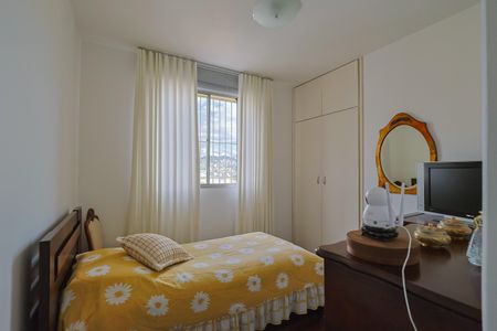 Apartamento à venda com 100m², 3 quartos e 2 vagasQuarto 3