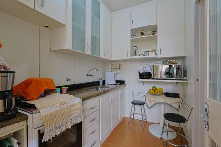 Apartamento à venda com 100m², 3 quartos e 2 vagasCozinha