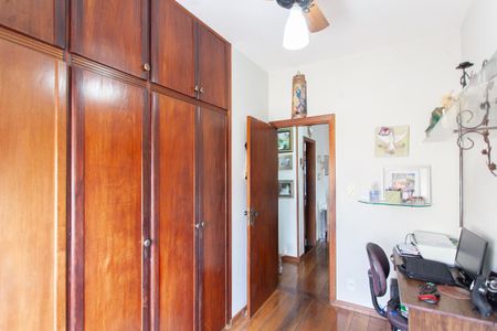 Apartamento à venda com 86m², 3 quartos e 2 vagasQuarto 2