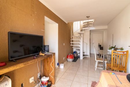 Apartamento à venda com 130m², 3 quartos e 2 vagas Apartamento à venda com 130m², 3 quartos e 2 vagasSala