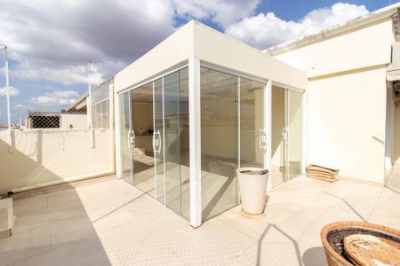 Apartamento à venda com 130m², 3 quartos e 2 vagas Apartamento à venda com 130m², 3 quartos e 2 vagasCobertura