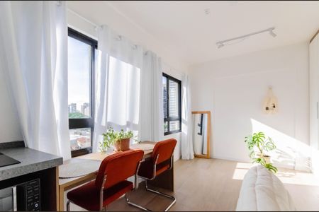 Apartamento à venda com 24m², 1 quarto e sem vagaSala/Quarto