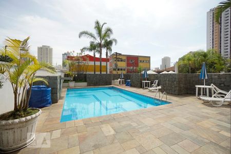 Apartamento à venda com 84m², 3 quartos e 2 vagasCondomínio - Piscina