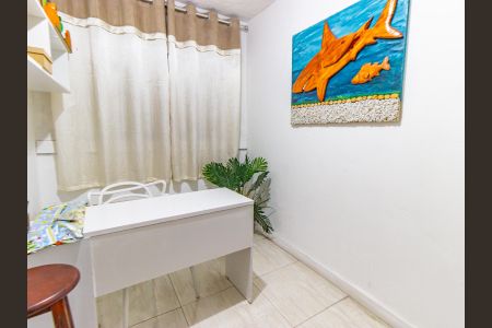 Casa à venda com 400m², 4 quartos e 2 vagas Casa à venda com 400m², 4 quartos e 2 vagasEscritório