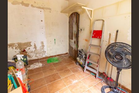 Casa à venda com 400m², 4 quartos e 2 vagas Casa à venda com 400m², 4 quartos e 2 vagasQuarto de Serviço