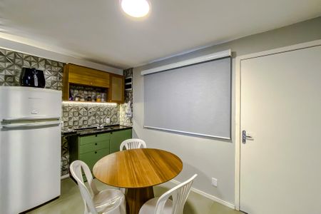 Studio para alugar com 25m², 1 quarto e sem vagaSala e Cozinha