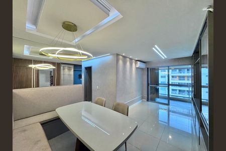 Apartamento para alugar com 82m², 2 quartos e 1 vaga Apartamento para alugar com 82m², 2 quartos e 1 vagaSala