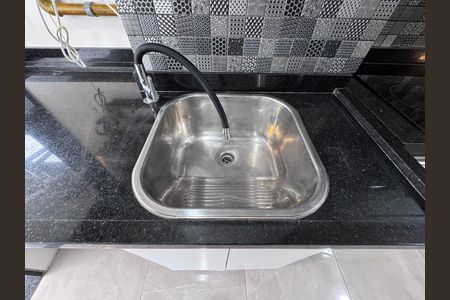 Apartamento para alugar com 82m², 2 quartos e 1 vaga Apartamento para alugar com 82m², 2 quartos e 1 vagaCozinha e Área de Serviço