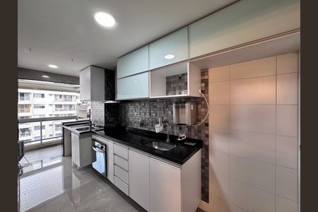 Apartamento para alugar com 82m², 2 quartos e 1 vaga Apartamento para alugar com 82m², 2 quartos e 1 vagaCozinha e Área de Serviço