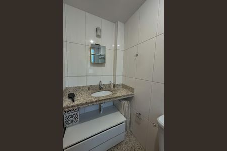Apartamento à venda com 68m², 2 quartos e 2 vagasBanheiro da Suíte