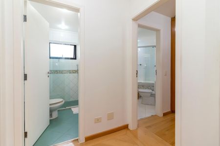 Apartamento à venda com 136m², 3 quartos e 2 vagasCorredor dos Quartos