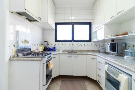 Apartamento à venda com 136m², 3 quartos e 2 vagasCozinha