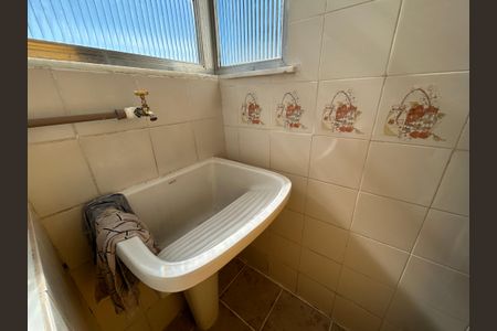 Apartamento à venda com 80m², 3 quartos e 1 vagaÁrea de Serviço