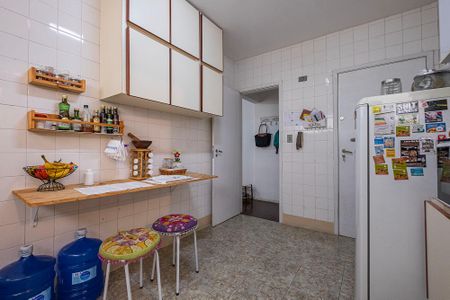 Apartamento à venda com 84m², 2 quartos e 1 vaga Apartamento à venda com 84m², 2 quartos e 1 vagaCozinha