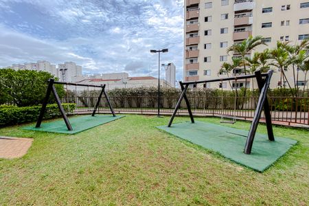 Apartamento à venda com 107m², 3 quartos e 2 vagas Apartamento à venda com 107m², 3 quartos e 2 vagasÁrea comum - Playground