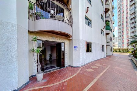 Apartamento à venda com 107m², 3 quartos e 2 vagasPlaquinha