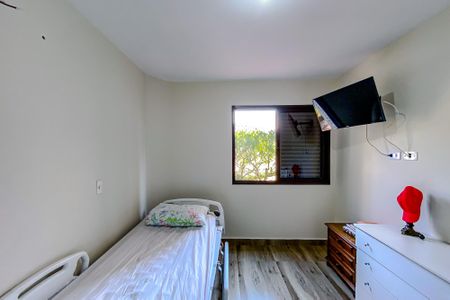 Apartamento à venda com 107m², 3 quartos e 2 vagasQuarto 2