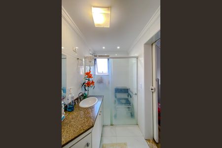 Apartamento à venda com 107m², 3 quartos e 2 vagasBanheiro da Suíte