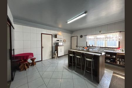 Casa à venda com 290m², 3 quartos e 3 vagasCozinha