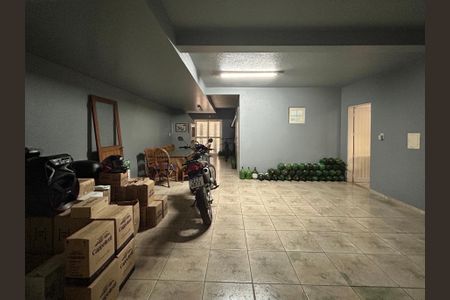 Casa à venda com 290m², 3 quartos e 3 vagasGaragem