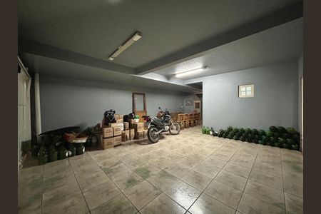 Casa à venda com 290m², 3 quartos e 3 vagasGaragem
